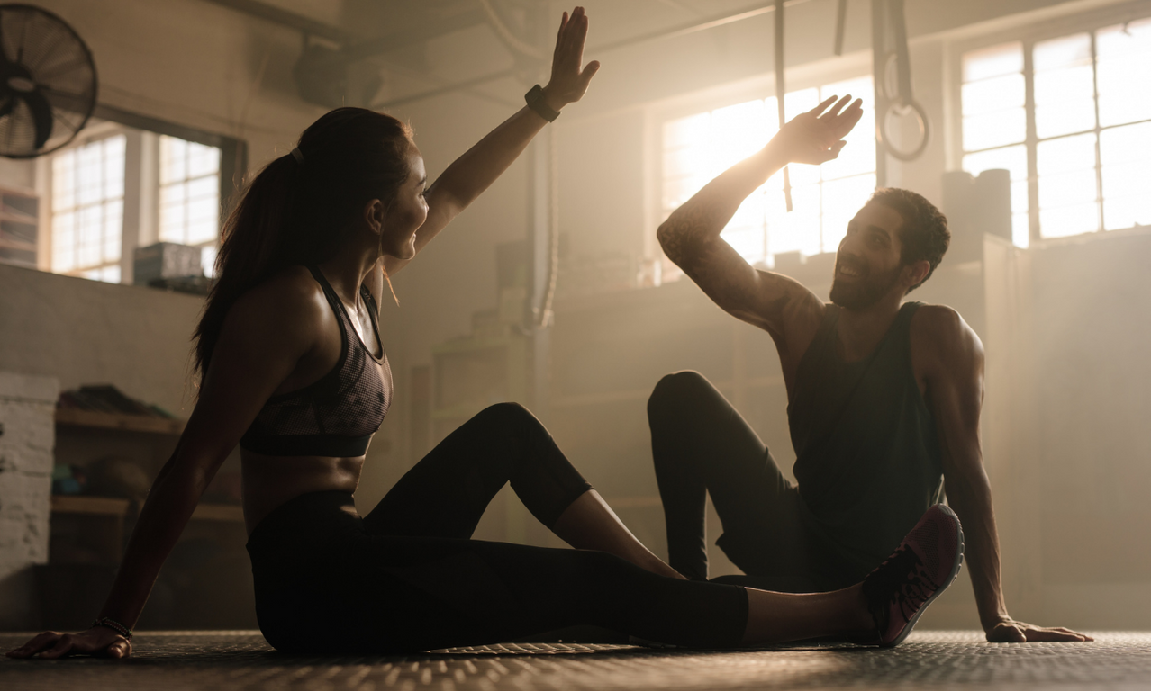 sunny and kite, couple exercising, athletic wear, fitness